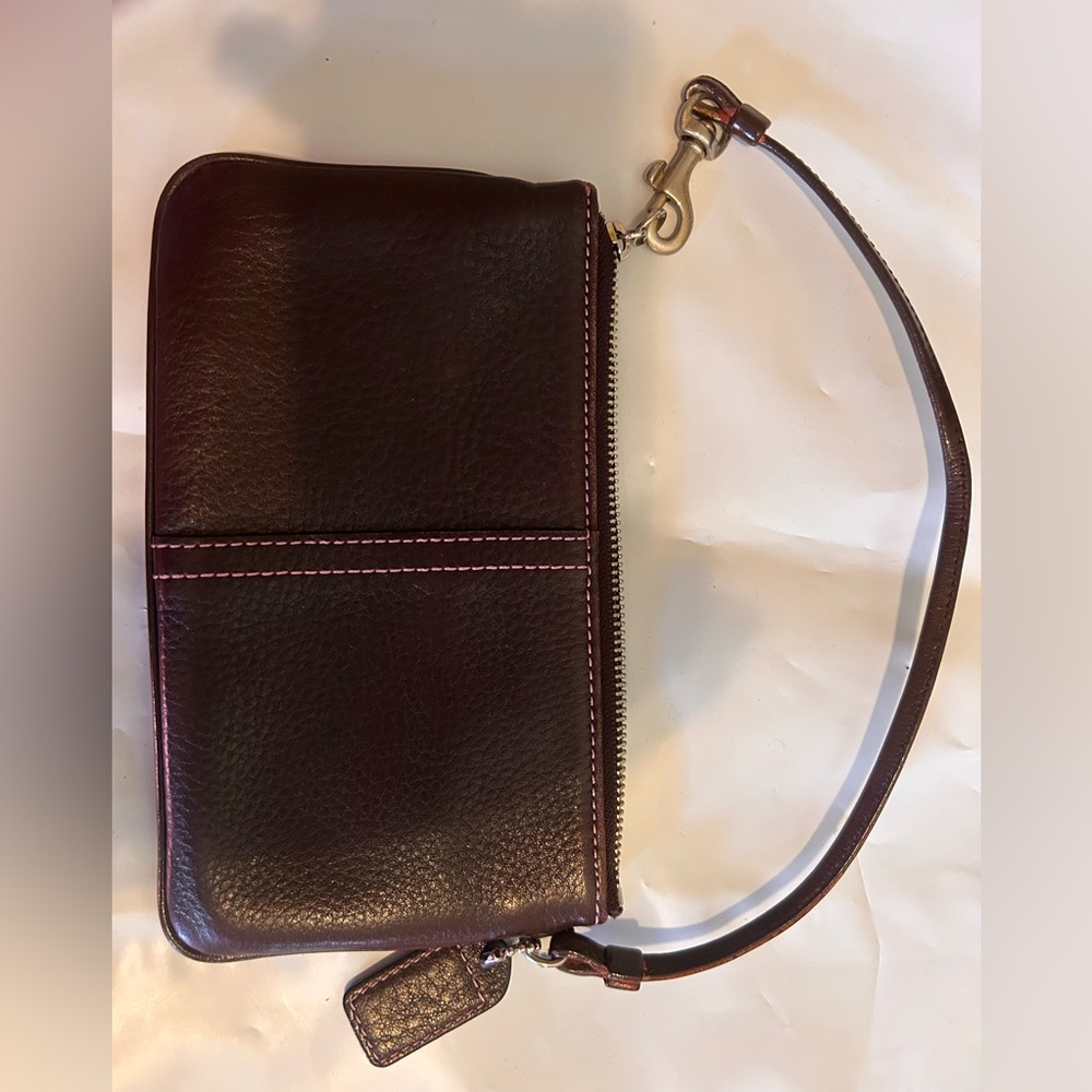 Vintage Coach Brown Pebbled Leather Wristlet - Picture 6 of 7